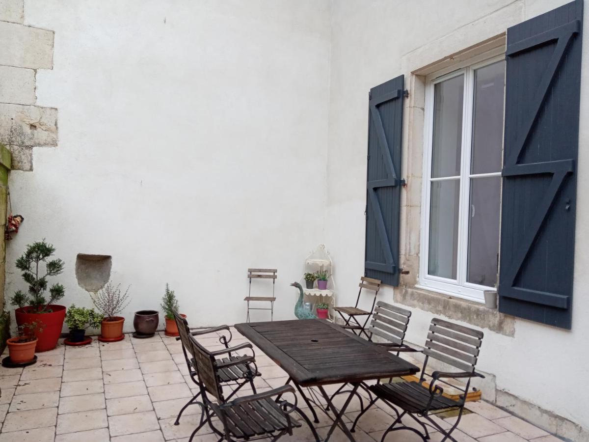 La Maison De Valbois Luaran gambar